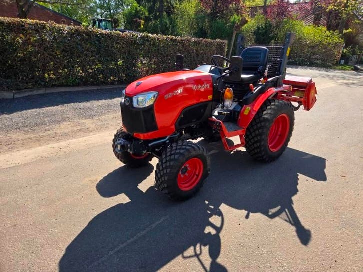 Kubota B 2231 HST, Articles professionnels, Agriculture | Tracteurs, Enlèvement