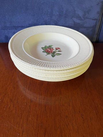 Wedgwood - Tafelservies (6) - Moss Rose - Aardewerk - 6