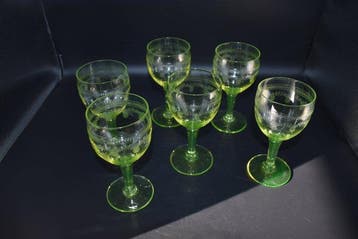 Verre à vin (6) - Ouraline - 6 verres vin Urane