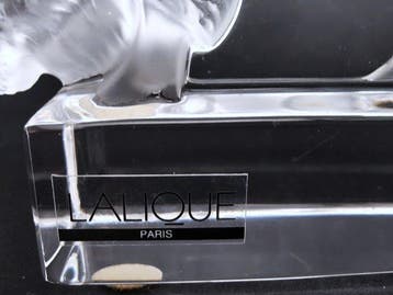 Lalique - René Lalique - Presse-papiers - Bison -, Antiek en Kunst