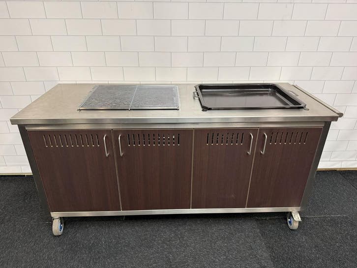 Verrijdbare BBQ Kooktafel 200cm, Zakelijke goederen, Horeca | Keukenapparatuur, Nieuw in verpakking, Fornuis, Frituur en Grillen