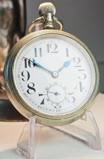 INTERCHANGEABLE PILOTE. - XL swiss pocket watch - 1900-1949, Nieuw