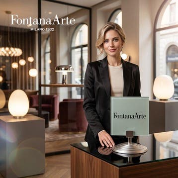 FontanaArte Tafeldisplay naambord - Satijnkristal en metaal, Antiek en Kunst
