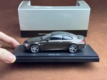 Kyosho 1:43 - Voiture miniature - BMW M6