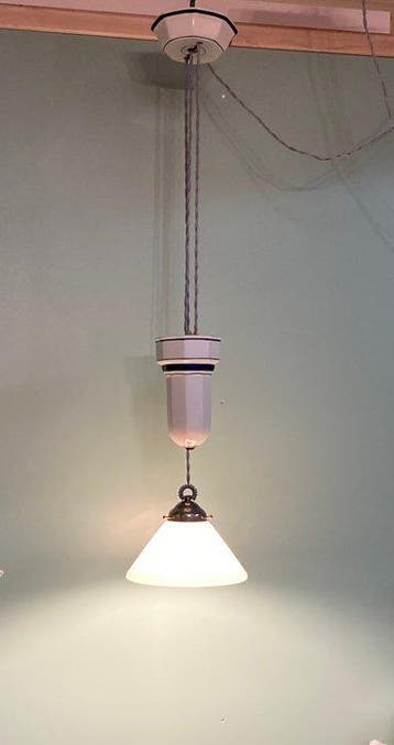 Plafondlamp - Opaline glas - Wit porseleinen trekpendel