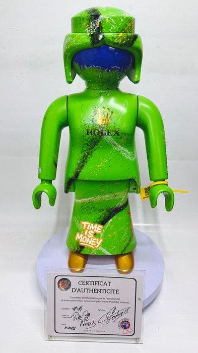 Vanessa Fodera (1981) - ROLEX TIME IS MONEY - PLAYMOBIL XXL, Antiquités & Art, Art | Objets design