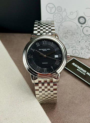 Raymond Weil - Maestro Automatic Date black dial -