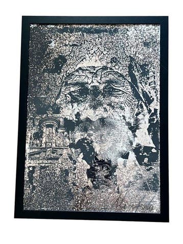 Vhils (1987-) - Destination