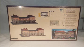 Faller H0 - 110109 - Modeltrein bouwpakketten (1) - Bahnhof, Hobby en Vrije tijd, Nieuw