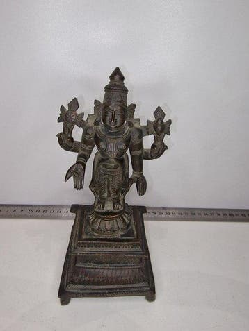 Twee bronzen beelden van Vishnu - Brons - India - laatste