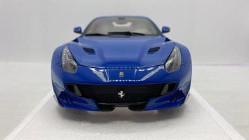BBR 1:18 - Voiture miniature - Ferrari F12 TDF 1/18 Azzurro