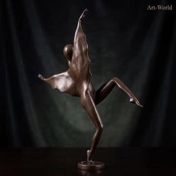 Statue, “The Bat Girl” 44 cm / 3.6 kg - 44 cm - Bronze,