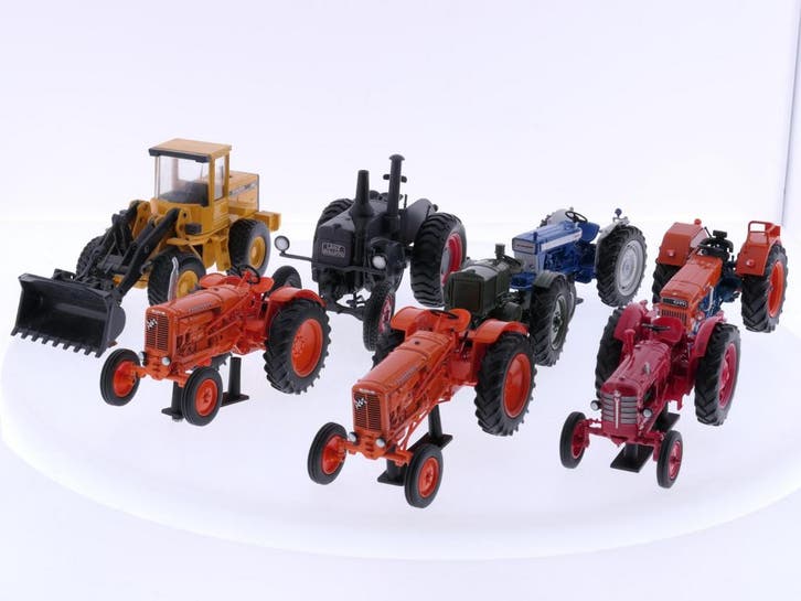 Schaal 1:43 en 1:50 Universal Hobbies en Joal set van 8 v..., Hobby en Vrije tijd, Modelauto's | 1:43, Gebruikt, Universal Hobbies