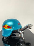 Van Apple - The Silver Peace Turtle