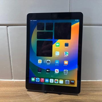 Apple iPad (5th Generation) 128GB Wifi - Mobiele telefoon