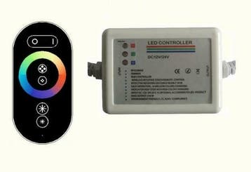Touch LED RGB Controller - RF - kroonsteen aansluiting, Telecommunicatie, Zenders en Ontvangers, Verzenden, Nieuw
