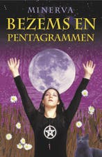 Over bezems en pentagrammen 9789063784874 Minerva, Verzenden, Gelezen, Minerva