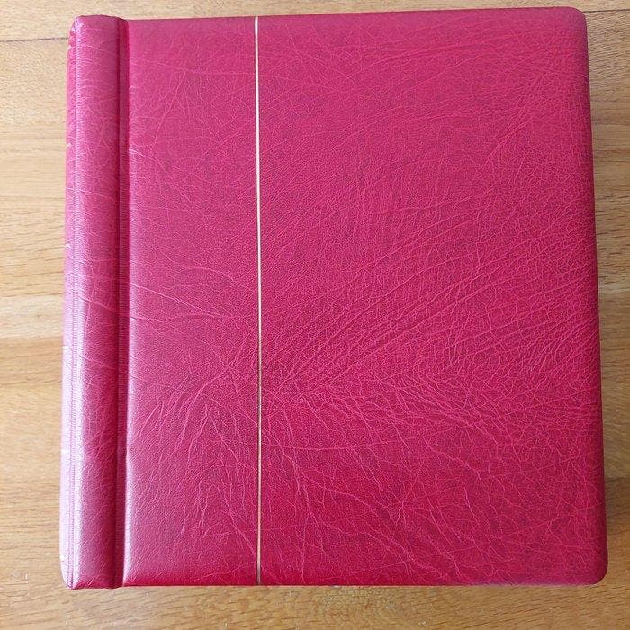 Pays-Bas 1945/1985 - Collection dans un album Leuchtturm, Timbres & Monnaies, Timbres | Pays-Bas