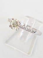 Verlovingsring - 18 karaat Witgoud - 0.61ct. tw. Diamant