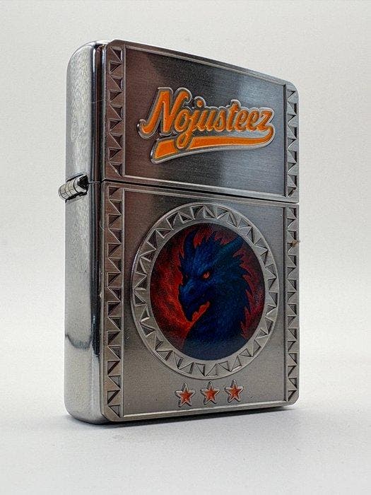 Zippo - Zippo Nojusteez x Tom’s Exclusives Dragon Limited 25, Collections, Articles de fumeurs, Briquets & Boîtes d'allumettes