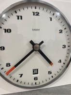Schoolklok - Mid-century modern Staal, Aardewerk, resopal -
