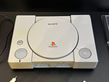 Sony - Playstation 1 (PS1) - Sony PlayStation 1 (PS1)