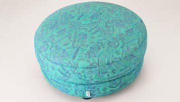 Cinna - Poef - Textiel, Hout, Plastic