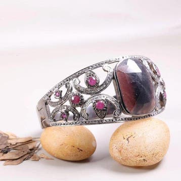 Zonder minimumprijs - Armband Vintage Heritage rozengeslepen, Nieuw