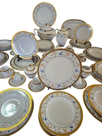 Mitterteich - Tafelservies voor 12 (67) - Porselein