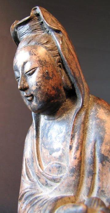 Gracieus Bodhisattva Guanyin - Hunan - Hout - China -