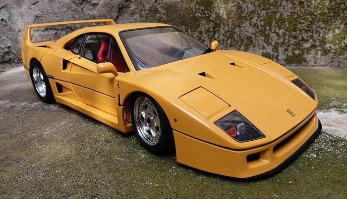 Pocher 1:8 - Voiture de sport miniature - Ferrari F40, Hobby & Loisirs créatifs, Voitures miniatures | 1:5 à 1:12