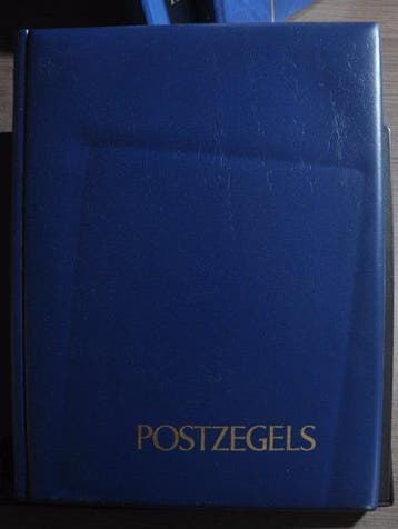 België - Flinke voorraad in stockboeken met o.a. Spoorwegen,, Postzegels en Munten, Gestempeld