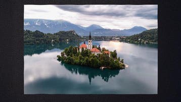 Viktoria Farkas - Floating Island - XXL, Antiquités & Art