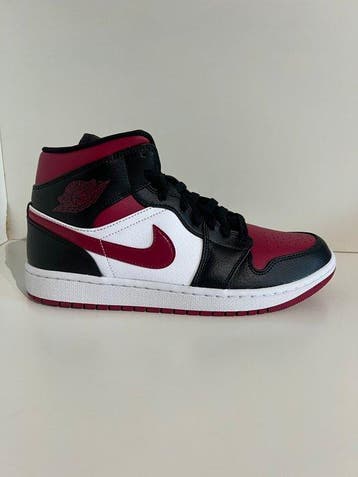 Nike - Air Jordan 1 Mid - Sneakers - Maat: EU 42.5 - Nieuw, Nieuw
