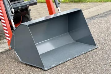 HINOMOTO HM3020 NIEUW! € 8.167,50