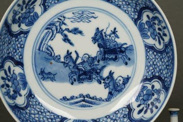 Kangxi (1662-1722) - Assiette - Yoshi on Horseback - Rare