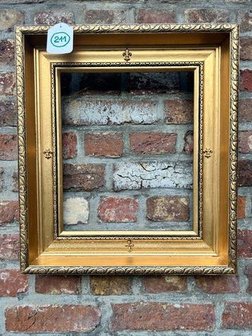 Lijst - 211. Oude goud vergulde Fleur de Lys