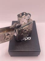 Zippo - ZIPPO SUR PLAQUE FACON ROCHE/PIERRE - Zonder