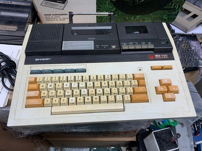 Sharp MZ-700 - Computer - In originele verpakking, Games en Spelcomputers, Spelcomputers | Overige Accessoires