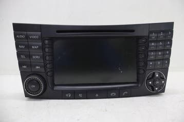 Radio CD Navigatie Navi Mercedes Benz CLS W219 A2118204197, Auto-onderdelen, Verzenden, Gebruikt