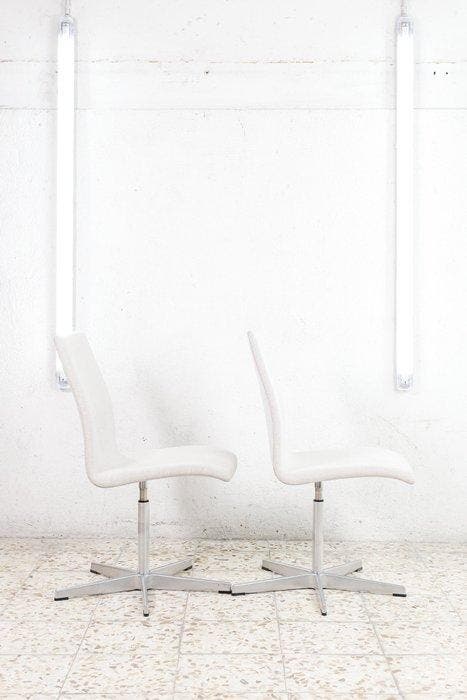 Fritz Hansen - Arne Jacobsen - Chaise - Chaise de bureau, Antiek en Kunst, Antiek | Meubels | Stoelen en Sofa's