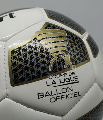Ballon Coupe de la Ligue - Uhlsport Tenor - Très Rare -