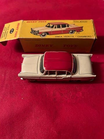 Dinky Toys 1:43 - Voiture miniature - Simca Vedette Chambord, Nieuw