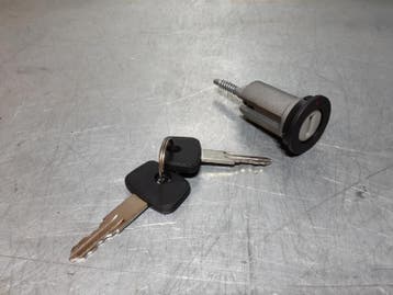Contactslot met 2 sleutels Opel Corsa, Kadett D, Kadett E., Verzenden, Nieuw, Opel