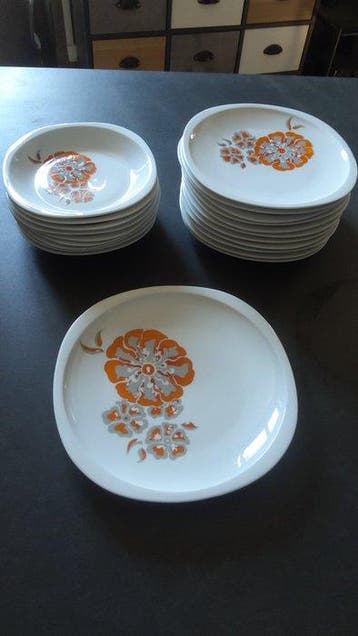 Porcelaine Française - Tafelservies (22) - Porselein
