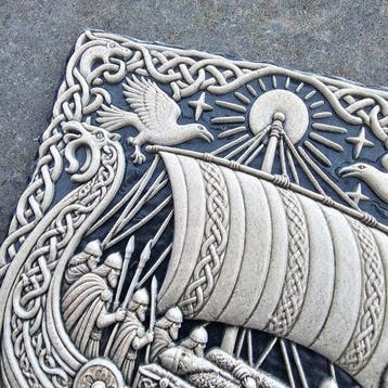 Vikingtijd Noorse begrafenisboot en krijgerbegrafenis – hoog