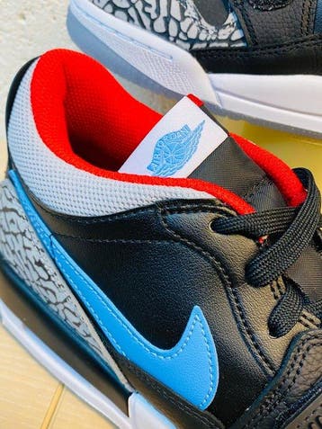 Air Jordan - Jordan One Legacy Black Cément P39 - Sneakers -