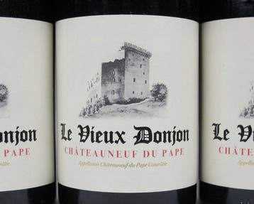 2022 Le Vieux Donjon - Châteauneuf-du-Pape - 3 Bouteilles, Nieuw