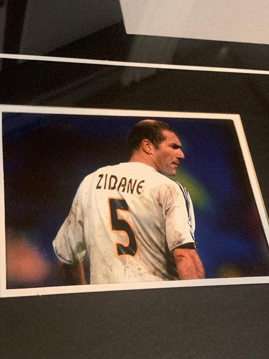 Real Madrid - Spaanse voetbal competitie - Zinedine Zidane -, Verzamelen, Overige Verzamelen