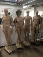 *TIP*  Realistische Heren en Dames etalagepoppen van exclus, Ophalen of Verzenden